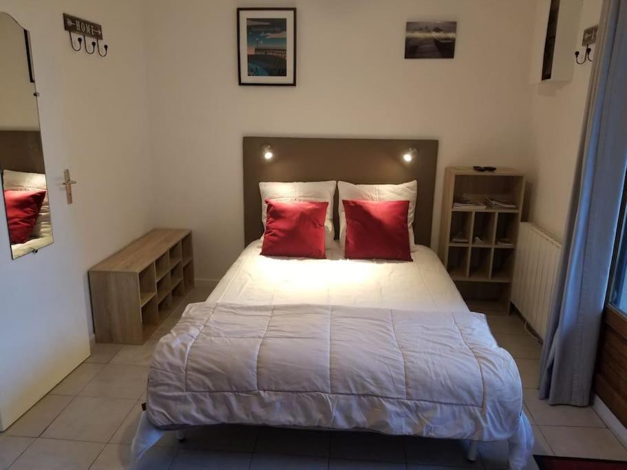 Studio De Plain-Pied Avec Terrasse Tout Proche Mer กูร์เซิล-โซร์-แม ภายนอก รูปภาพ